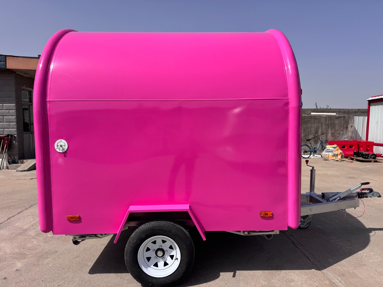 Deli Star Trailers EasyGo 230 Light - EU standards - Торговый прицеп: фото 2 Deli Star Trailers EasyGo 230 Light - EU standards - Торговый прицеп: фото 2