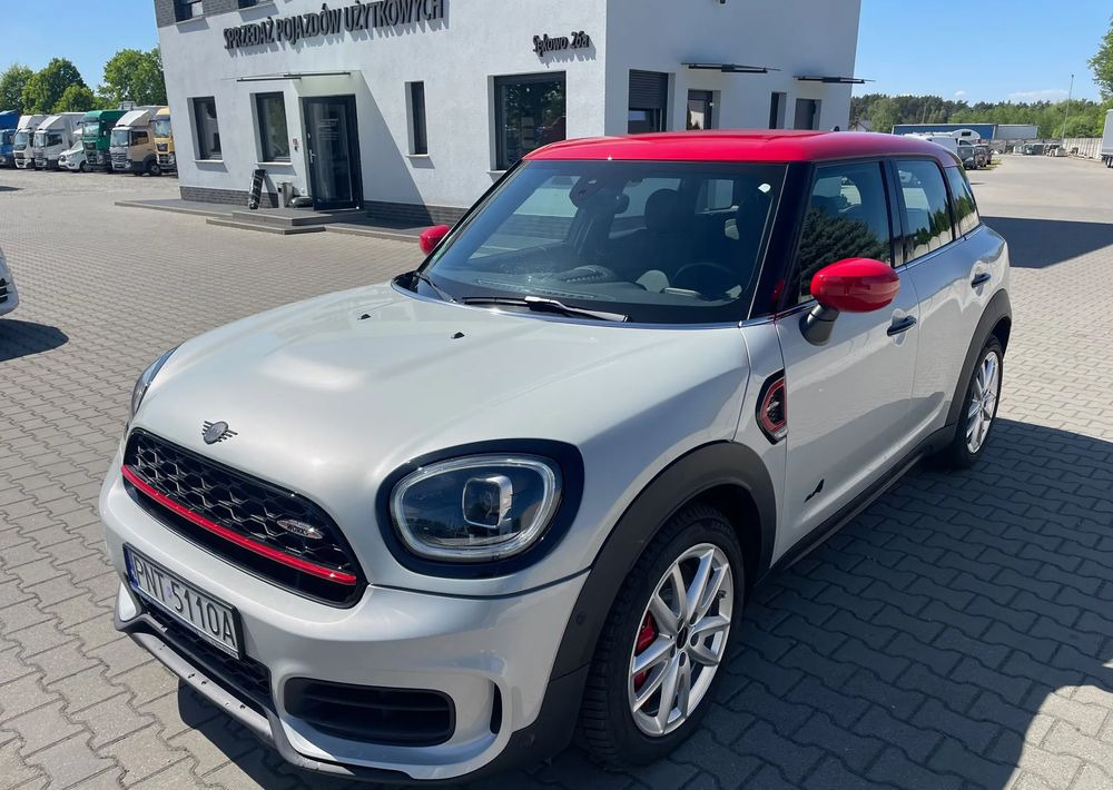 MINI John Cooper Works Countryman All4 - Внедорожник: фото 1 MINI John Cooper Works Countryman All4 - Внедорожник: фото 1