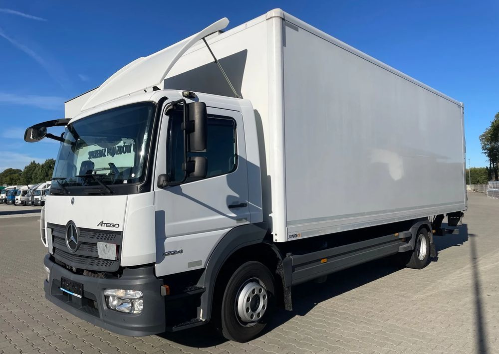 Mercedes-Benz ATEGO 1224 - Грузовик с закрытым кузовом: фото 2 Mercedes-Benz ATEGO 1224 - Грузовик с закрытым кузовом: фото 2