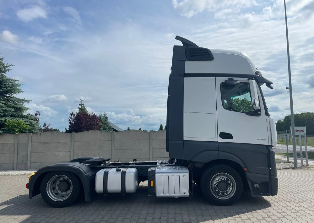 Mercedes-Benz ACTROS 1845, Mega, Gigaspace, Salonka! - Тягач: фото 3 Mercedes-Benz ACTROS 1845, Mega, Gigaspace, Salonka! - Тягач: фото 3