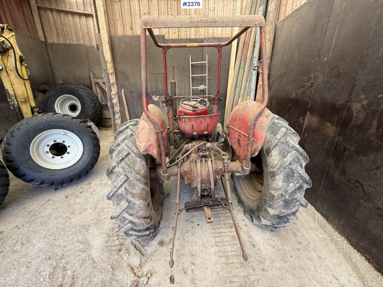 Massey Ferguson Special 35X - Трактор: фото 4 Massey Ferguson Special 35X - Трактор: фото 4