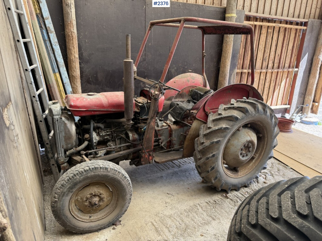 Massey Ferguson Special 35X - Трактор: фото 2 Massey Ferguson Special 35X - Трактор: фото 2