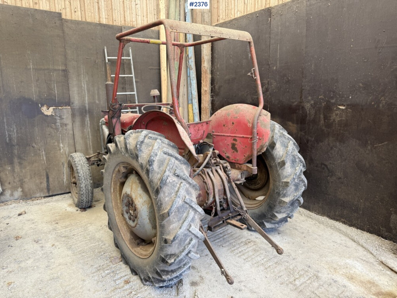Massey Ferguson Special 35X - Трактор: фото 3 Massey Ferguson Special 35X - Трактор: фото 3