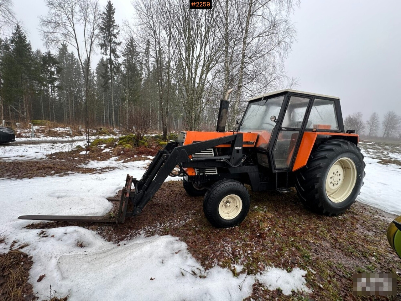 Tractor Ursus C385 Deluxe! with loader and implements - Трактор: фото 1 Tractor Ursus C385 Deluxe! with loader and implements - Трактор: фото 1