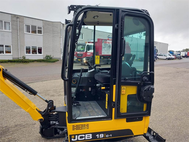 Мини-экскаватор JCB 19C-1 PC: фото 8