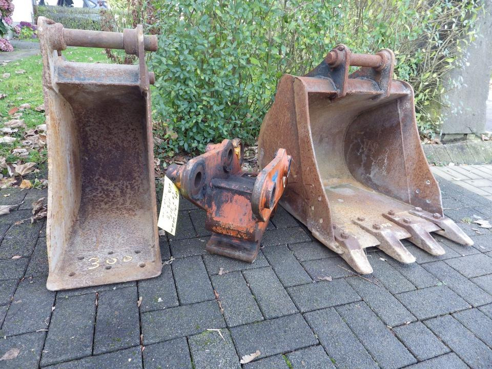 Cat 305 LEH Schnellwechsler + 2 Tieflöffel Cat - Ковш для экскаватора: фото 1 Cat 305 LEH Schnellwechsler + 2 Tieflöffel Cat - Ковш для экскаватора: фото 1