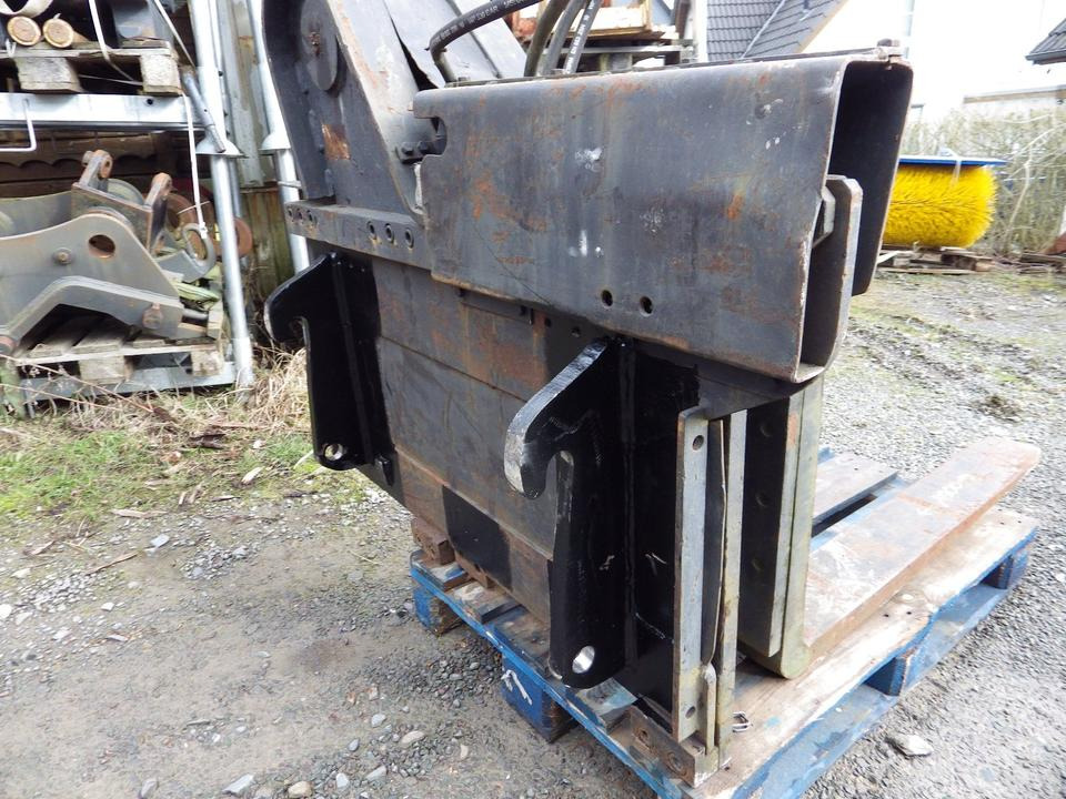 Kistendrehgerät Palettengabel Kippgerät VOLVO L30 Cat 908 - Вилы: фото 5 Kistendrehgerät Palettengabel Kippgerät VOLVO L30 Cat 908 - Вилы: фото 5