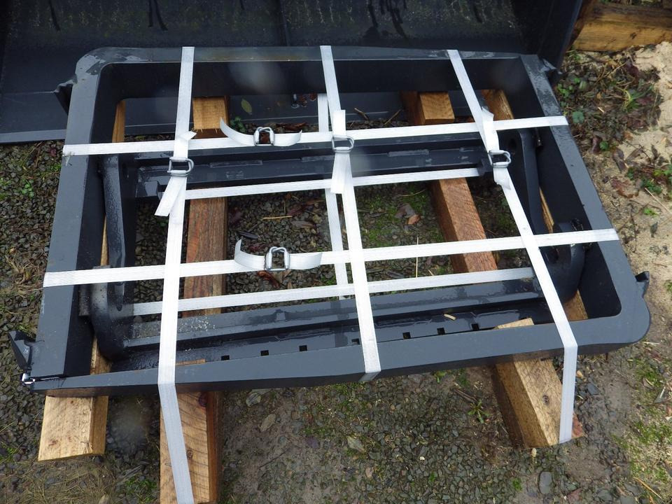 Palettengabel   OEM KRAMER WACKER NEUSON  (netto 1000,00) - Вилы: фото 1 Palettengabel   OEM KRAMER WACKER NEUSON  (netto 1000,00) - Вилы: фото 1