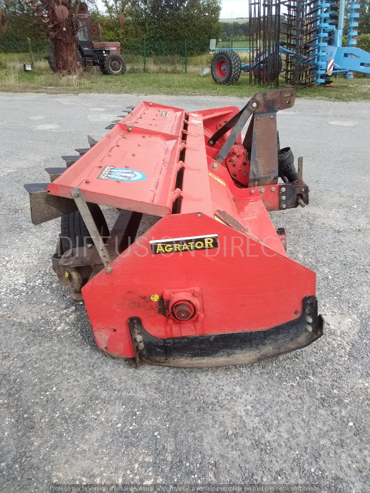 AGRATOR BROYEUR A AXE HORIZONTAL T 3100 - Лесной мульчер: фото 3 AGRATOR BROYEUR A AXE HORIZONTAL T 3100 - Лесной мульчер: фото 3
