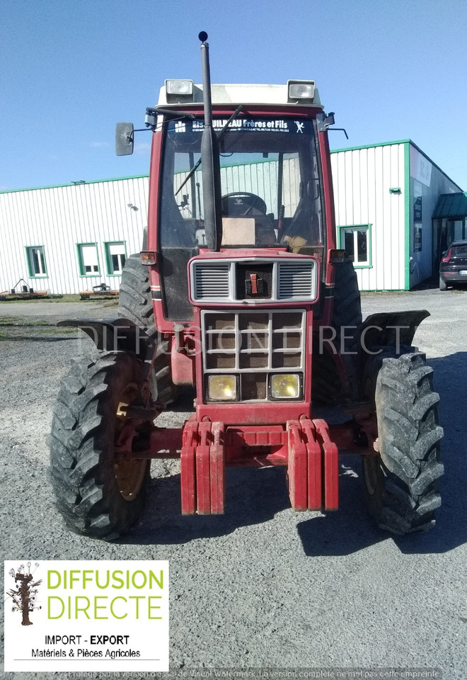 CASE IH TRACTEUR AGRICOLE 845 XL - Трактор: фото 1 CASE IH TRACTEUR AGRICOLE 845 XL - Трактор: фото 1