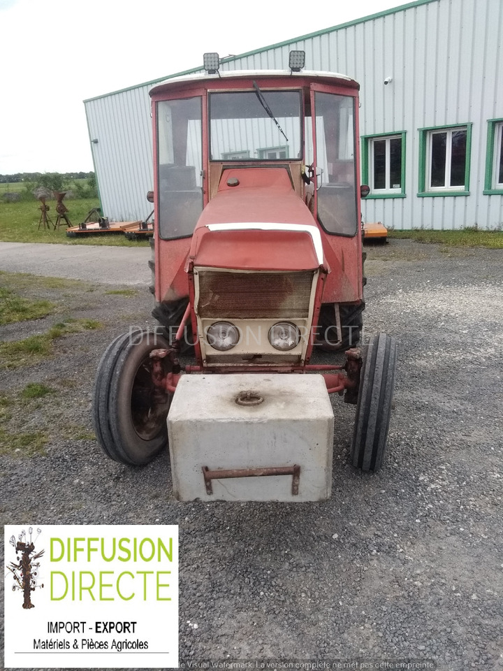 RENAULT TRACTEUR AGRICOLE 56 - Трактор: фото 1 RENAULT TRACTEUR AGRICOLE 56 - Трактор: фото 1