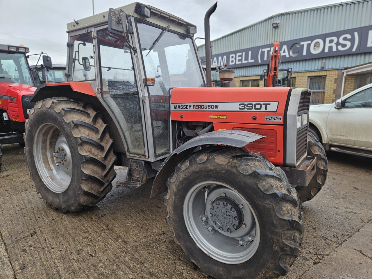 1993 MF 390T 4wd tractor, good off farm condition - Трактор: фото 1 1993 MF 390T 4wd tractor, good off farm condition - Трактор: фото 1