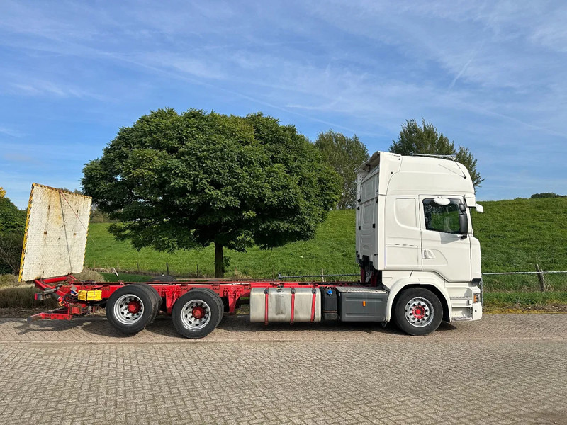 Scania R730 V8 FULL AIR-6X2-RETARDER- EUR6- - Грузовик-шасси: фото 5 Scania R730 V8 FULL AIR-6X2-RETARDER- EUR6- - Грузовик-шасси: фото 5