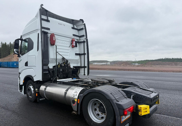 Iveco S-Way 460 4x2 LNG / LBG - Тягач: фото 3 Iveco S-Way 460 4x2 LNG / LBG - Тягач: фото 3