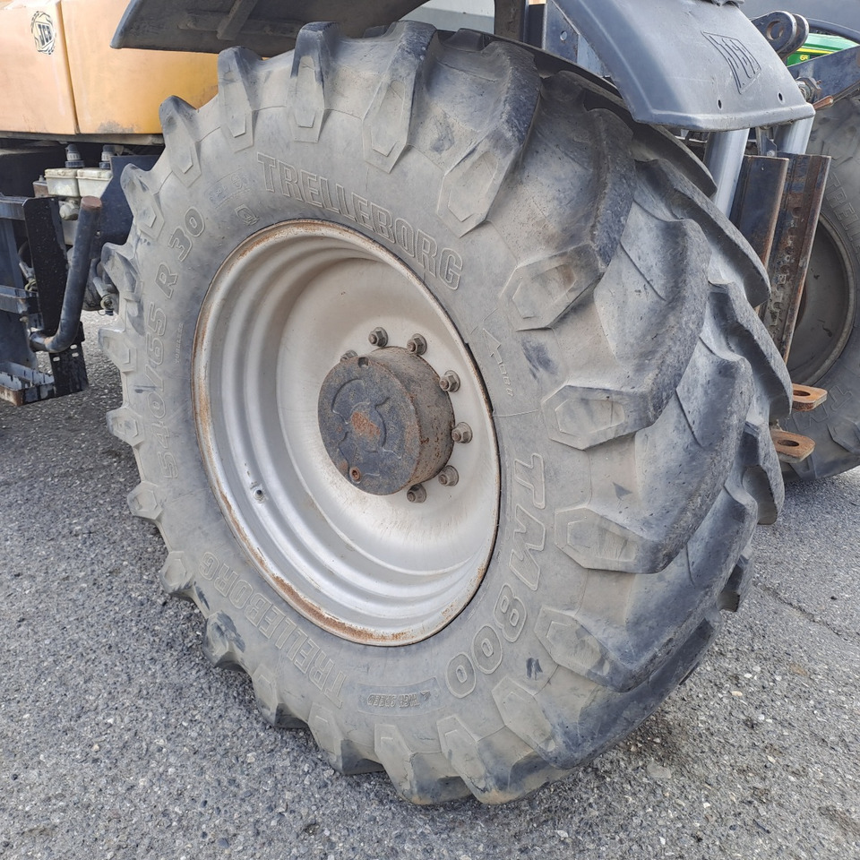 JCB FASTRAC 175 - ASTA AGRIBERTOCCHI - Трактор: фото 5 JCB FASTRAC 175 - ASTA AGRIBERTOCCHI - Трактор: фото 5