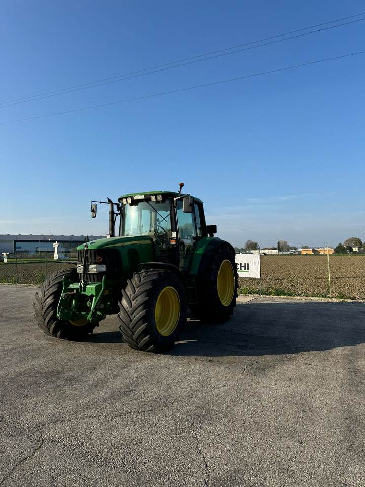 JOHN DEERE 6420 S - Трактор: фото 1 JOHN DEERE 6420 S - Трактор: фото 1