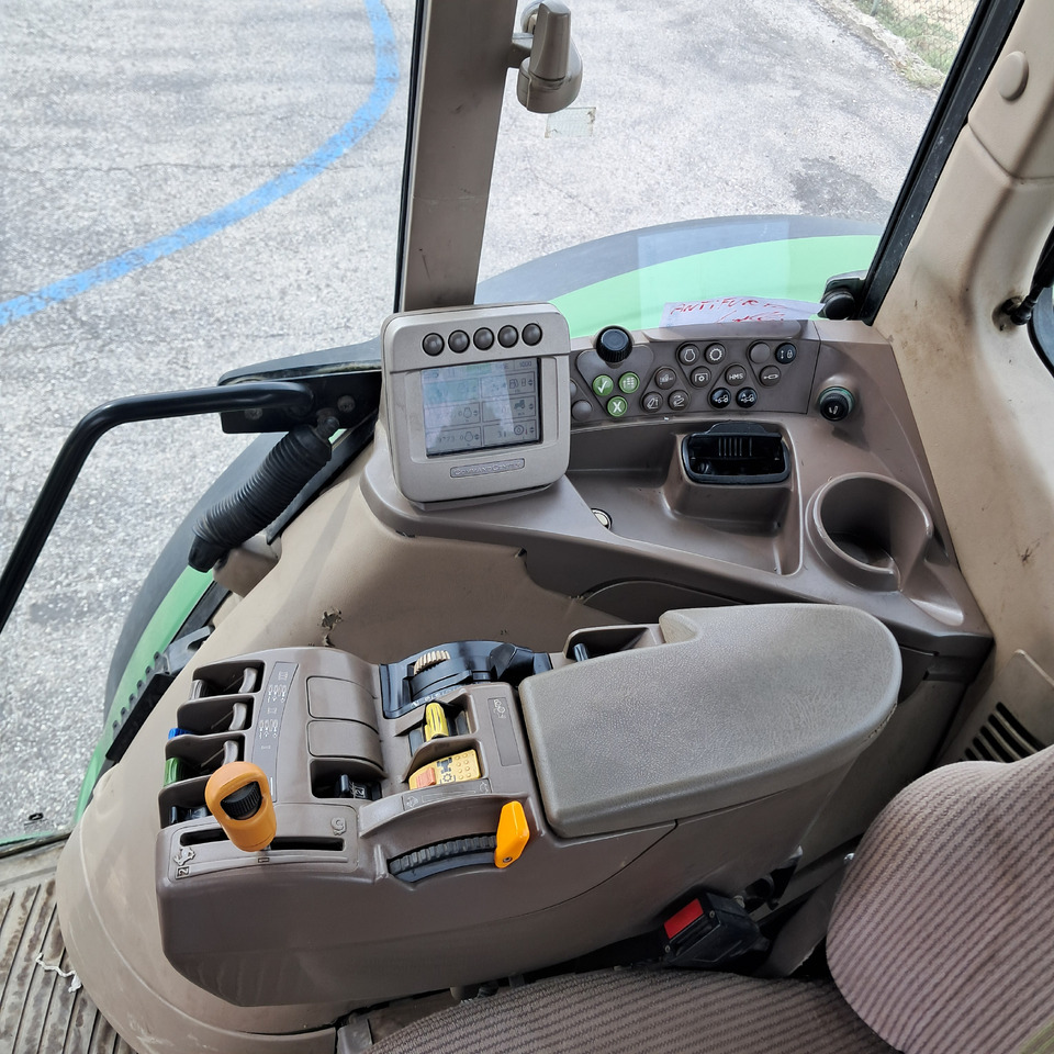 Трактор JOHN DEERE 6830 Premium: фото 10 Трактор JOHN DEERE 6830 Premium: фото 10