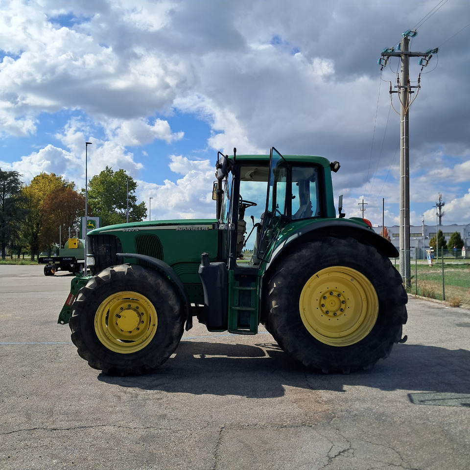 JOHN DEERE 6920S - Трактор: фото 2 JOHN DEERE 6920S - Трактор: фото 2