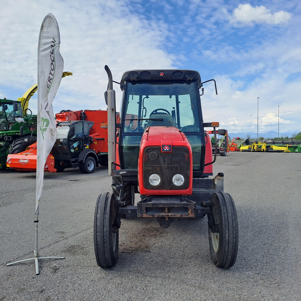 MASSEY FERGUSON 5445 DYNA-4 SEMPLICE TRAZIONE - Трактор: фото 3 MASSEY FERGUSON 5445 DYNA-4 SEMPLICE TRAZIONE - Трактор: фото 3
