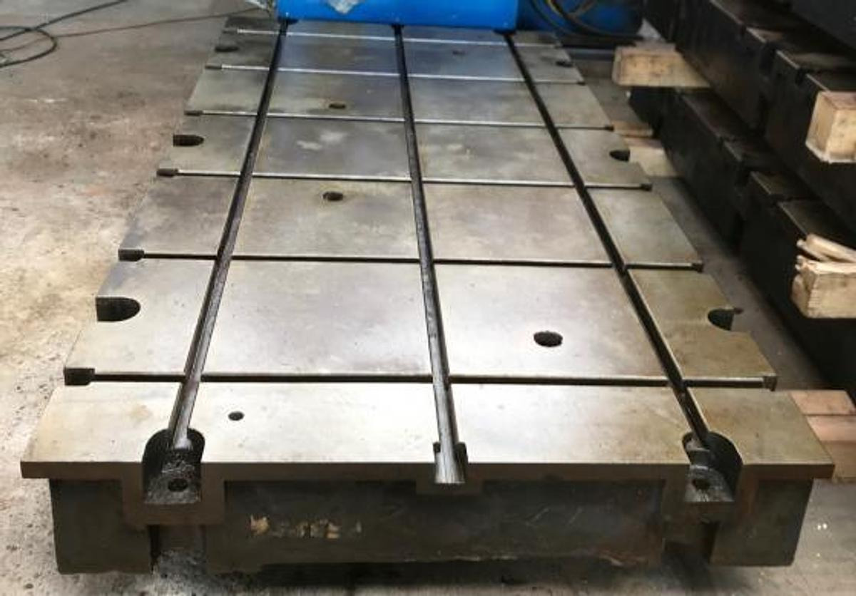 Fundament- bzw. Aufspannplatten, ca. 50 Stück vorrätig - Металлообрабатывающий станок: фото 1 Fundament- bzw. Aufspannplatten, ca. 50 Stück vorrätig - Металлообрабатывающий станок: фото 1