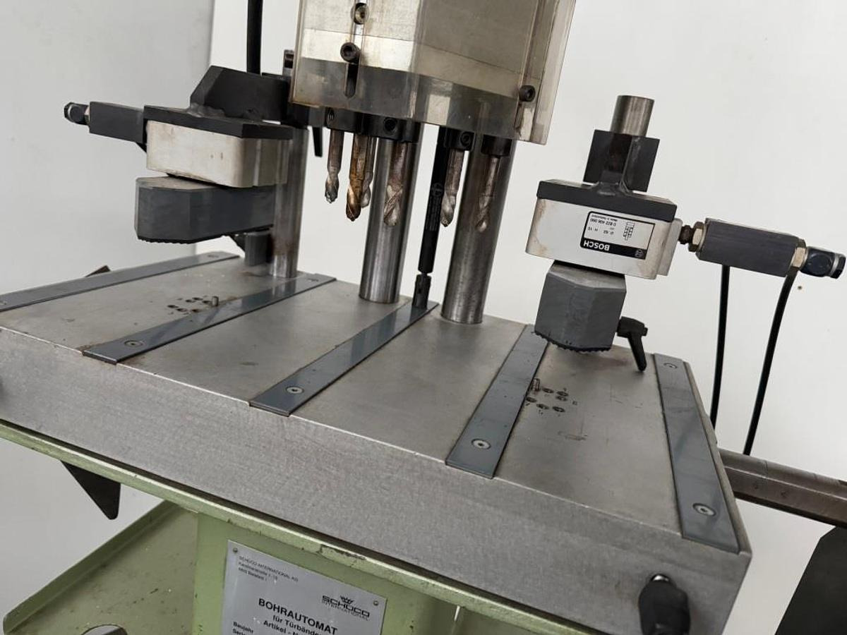 Türbänder-Bohrautomat SCHÜCO - Сверлильный станок: фото 3 Türbänder-Bohrautomat SCHÜCO - Сверлильный станок: фото 3