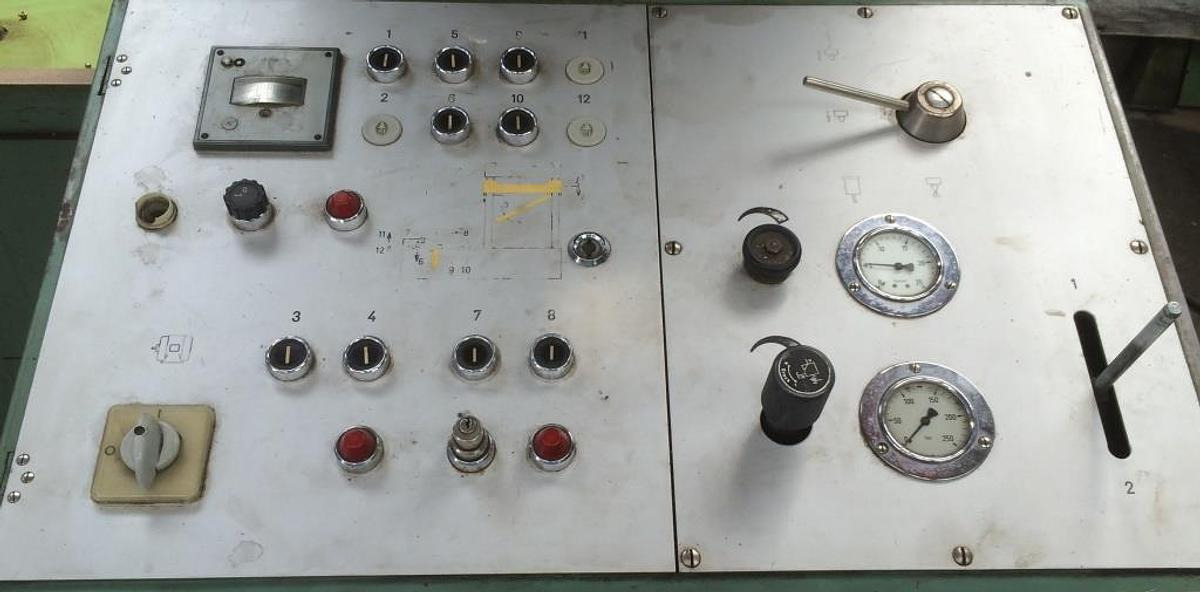 Tuschierpresse REIS - Металлообрабатывающий станок: фото 3 Tuschierpresse REIS - Металлообрабатывающий станок: фото 3