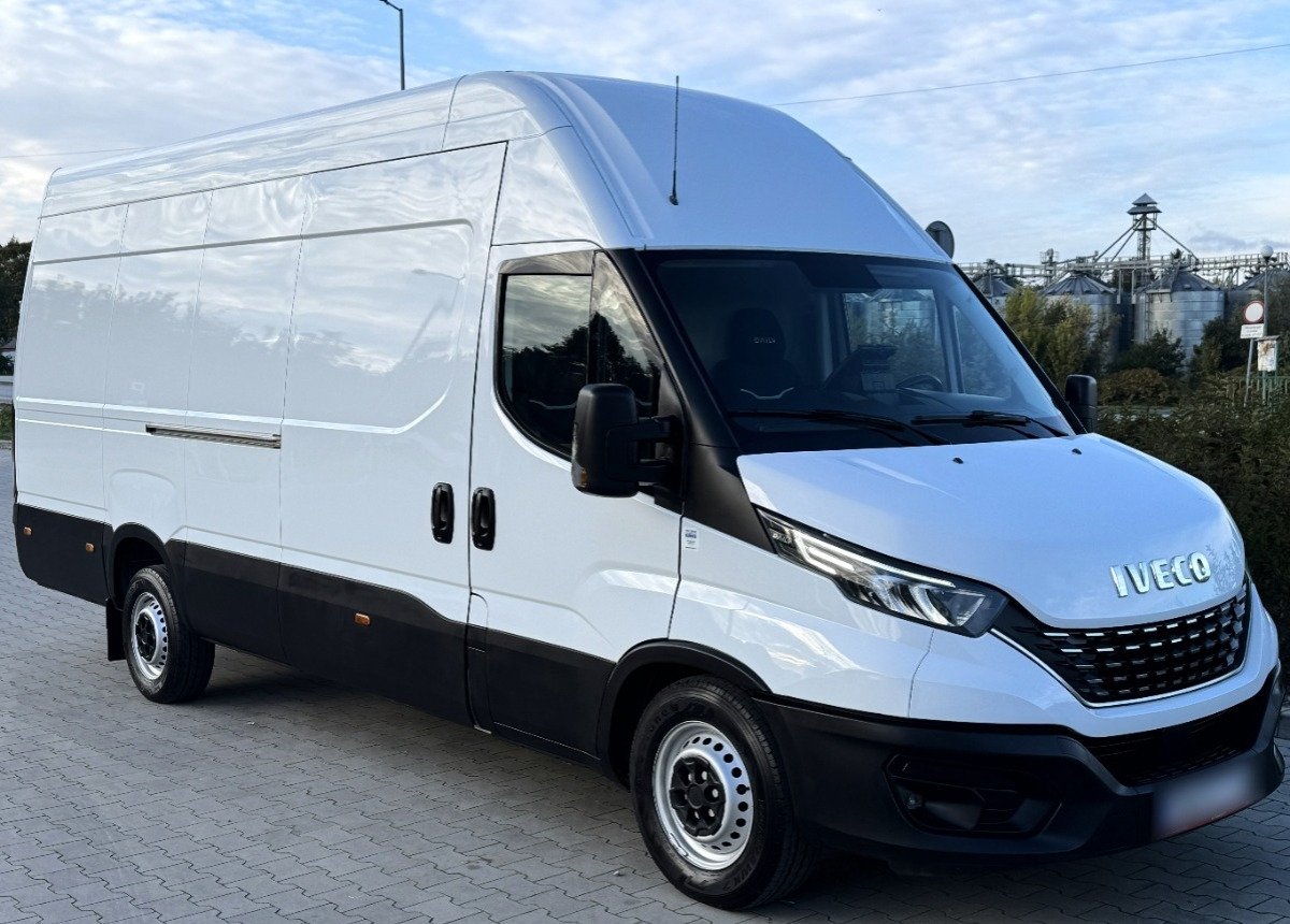 Iveco Daily L4H3 3.0 180KM Hi-matic LED KAMERA Bezwypadkowy Salon PL FV23 - Цельнометаллический фургон: фото 3 Iveco Daily L4H3 3.0 180KM Hi-matic LED KAMERA Bezwypadkowy Salon PL FV23 - Цельнометаллический фургон: фото 3