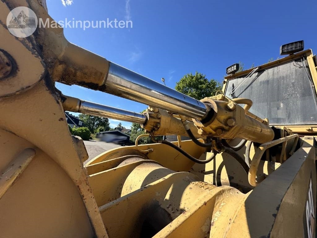 Гусеничный погрузчик CAT 973 C LGP: фото 49