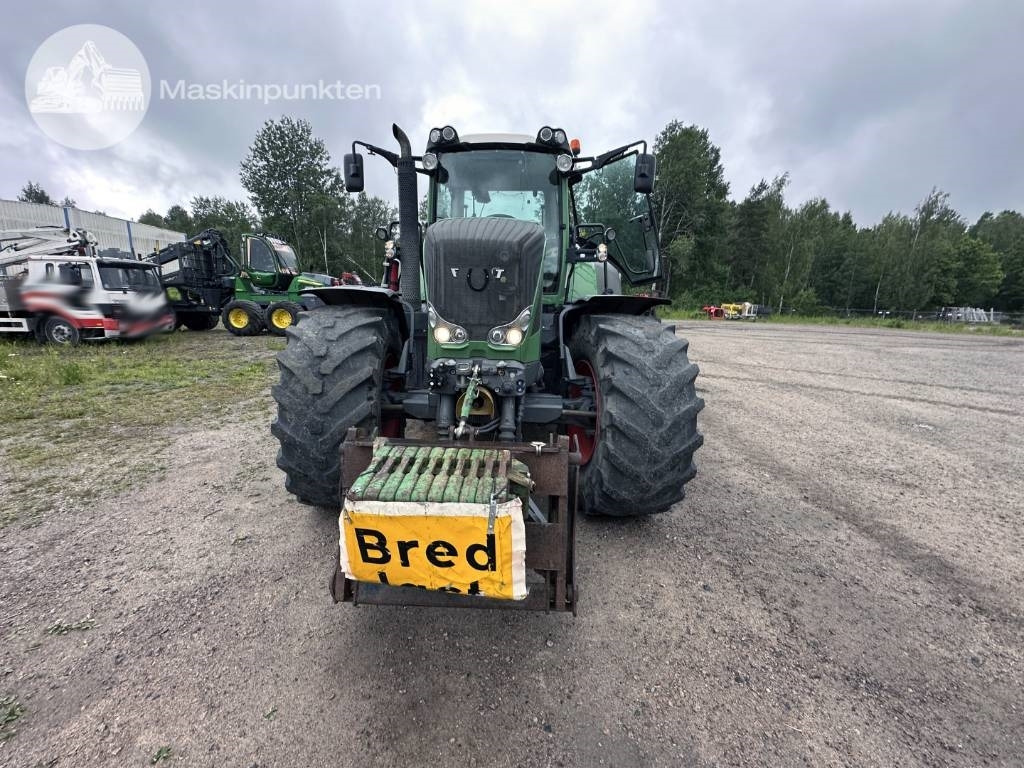 Fendt 824 Vario - Трактор: фото 3 Fendt 824 Vario - Трактор: фото 3