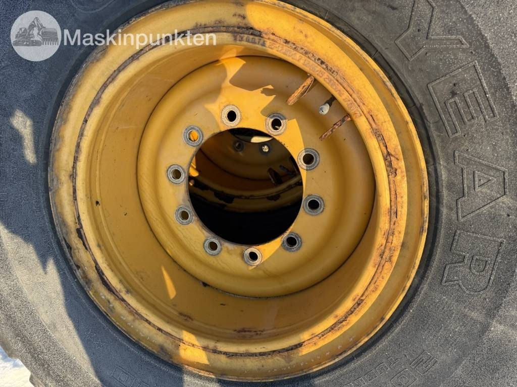 Goodyear GP-40 Däck med fälg till hjullastare - Шина для Строительной техники: фото 5 Goodyear GP-40 Däck med fälg till hjullastare - Шина для Строительной техники: фото 5