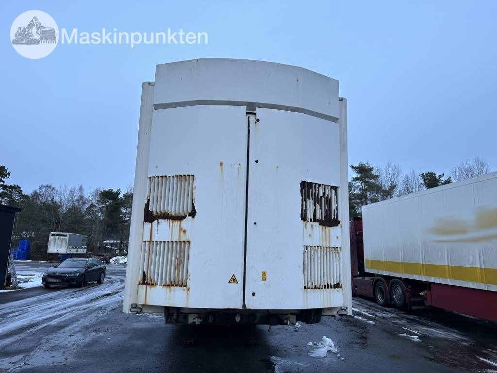 Hatchtech S2 HatchTraveller citytrailer - Полуприцеп для перевозки животных: фото 2 Hatchtech S2 HatchTraveller citytrailer - Полуприцеп для перевозки животных: фото 2