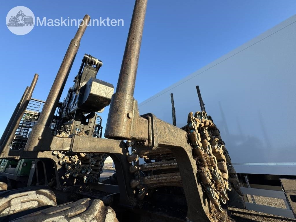 Форвардер John Deere 1510 E: фото 31