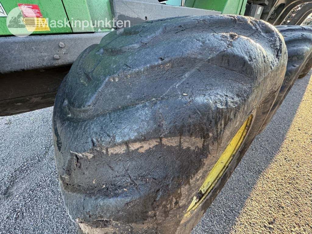 Форвардер John Deere 1510 E: фото 6