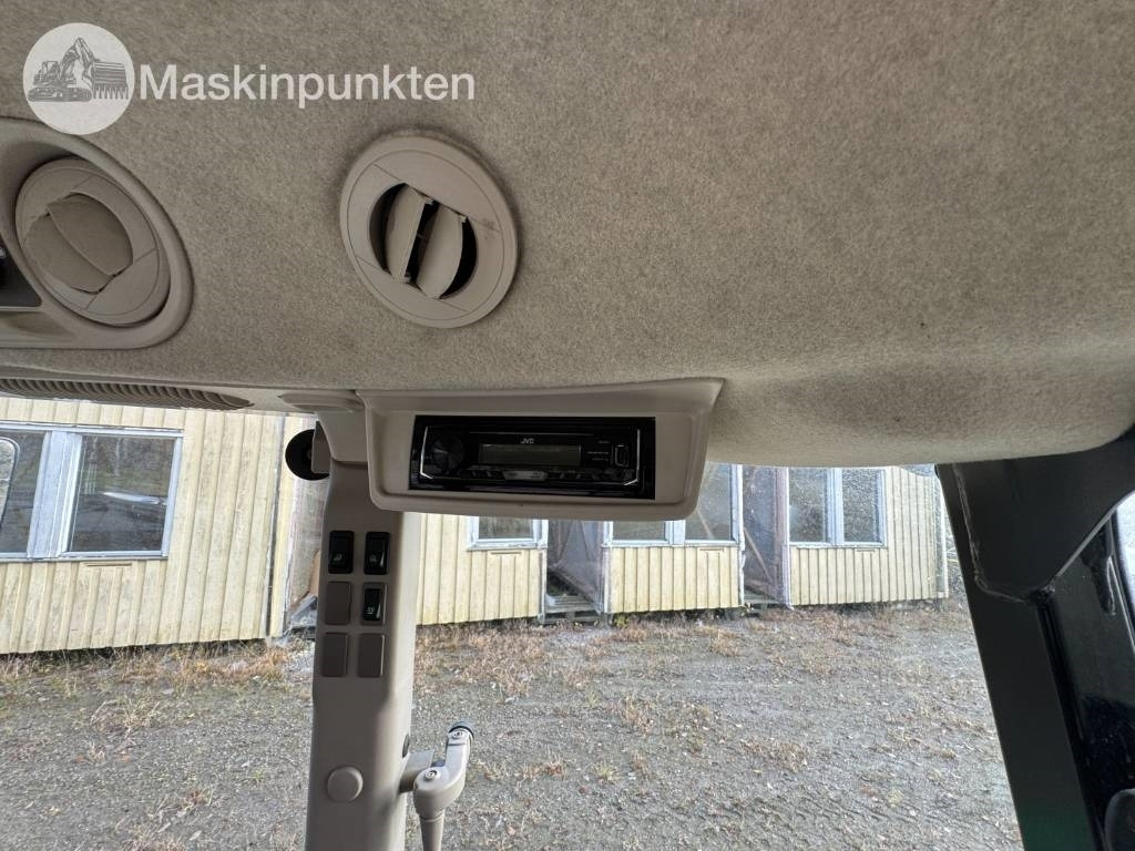 Трактор John Deere 5075 E: фото 49