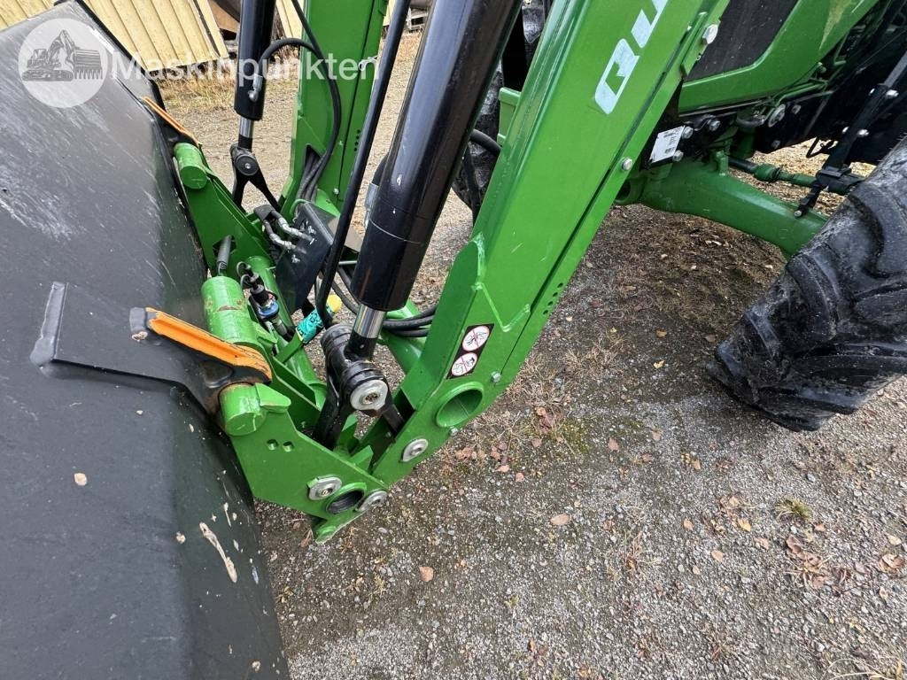 Трактор John Deere 5075 E: фото 29