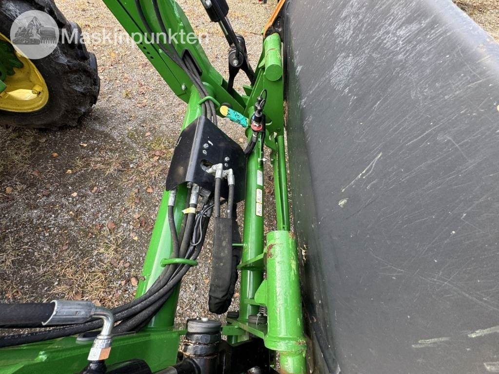 Трактор John Deere 5075 E: фото 27