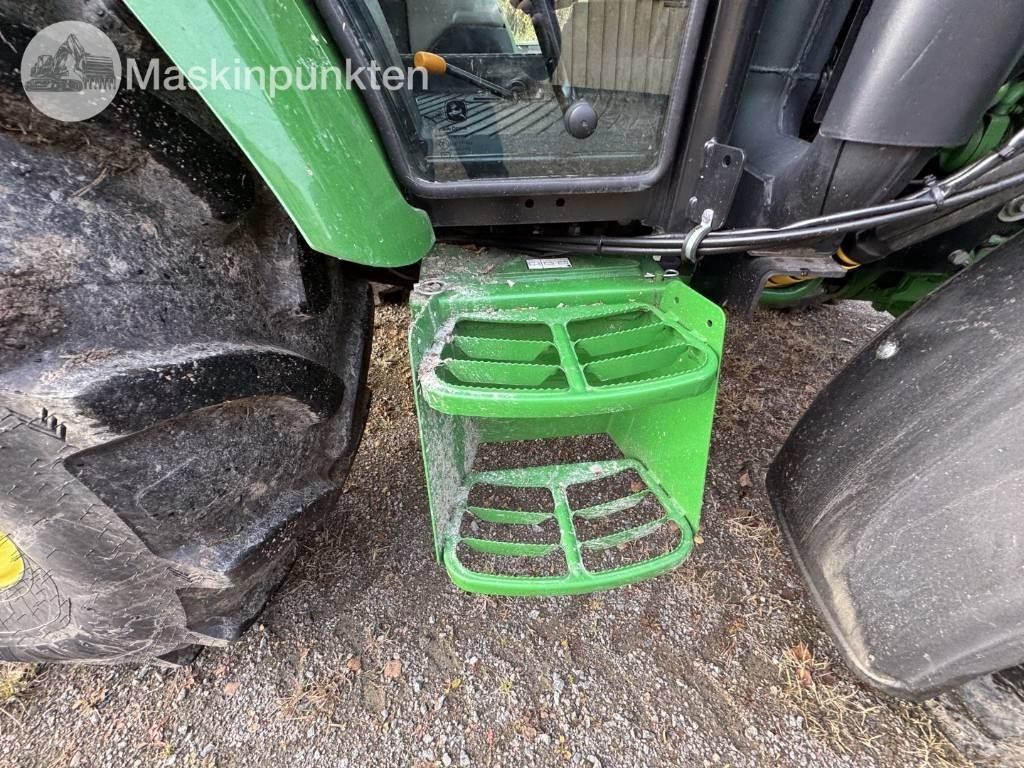 Трактор John Deere 5075 E: фото 19
