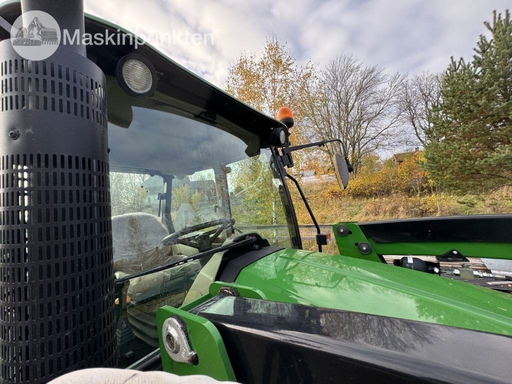 Трактор John Deere 5075 E: фото 40