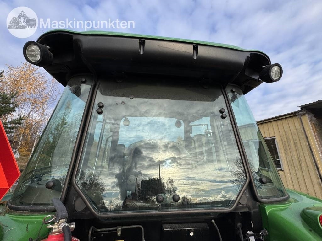 Трактор John Deere 5075 E: фото 38