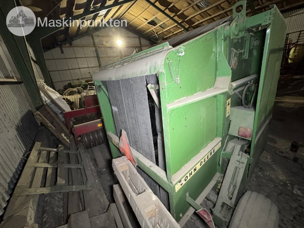 John Deere 545 - Пресс-подборщик рулонный: фото 2 John Deere 545 - Пресс-подборщик рулонный: фото 2