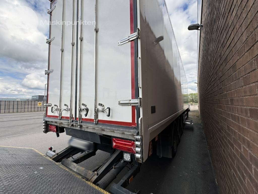 Kaupe 3 UPPE 135 - Полуприцеп-рефрижератор: фото 5 Kaupe 3 UPPE 135 - Полуприцеп-рефрижератор: фото 5