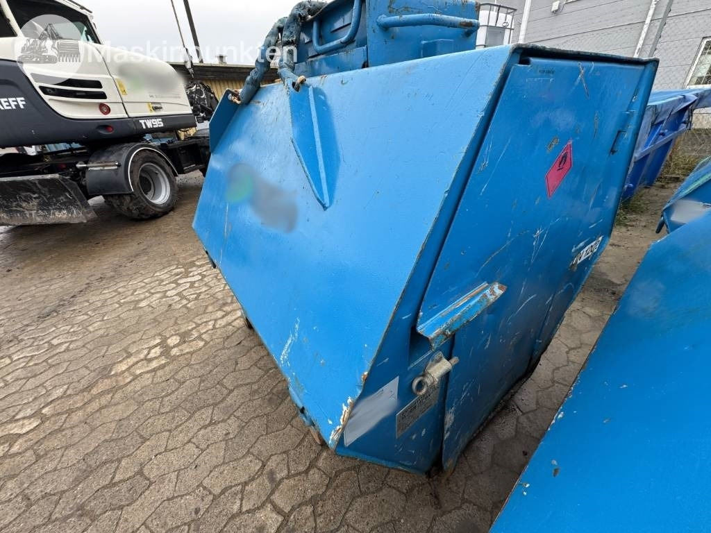 Komatsu PC 210 LC-11E0 - Гусеничный экскаватор: фото 5 Komatsu PC 210 LC-11E0 - Гусеничный экскаватор: фото 5