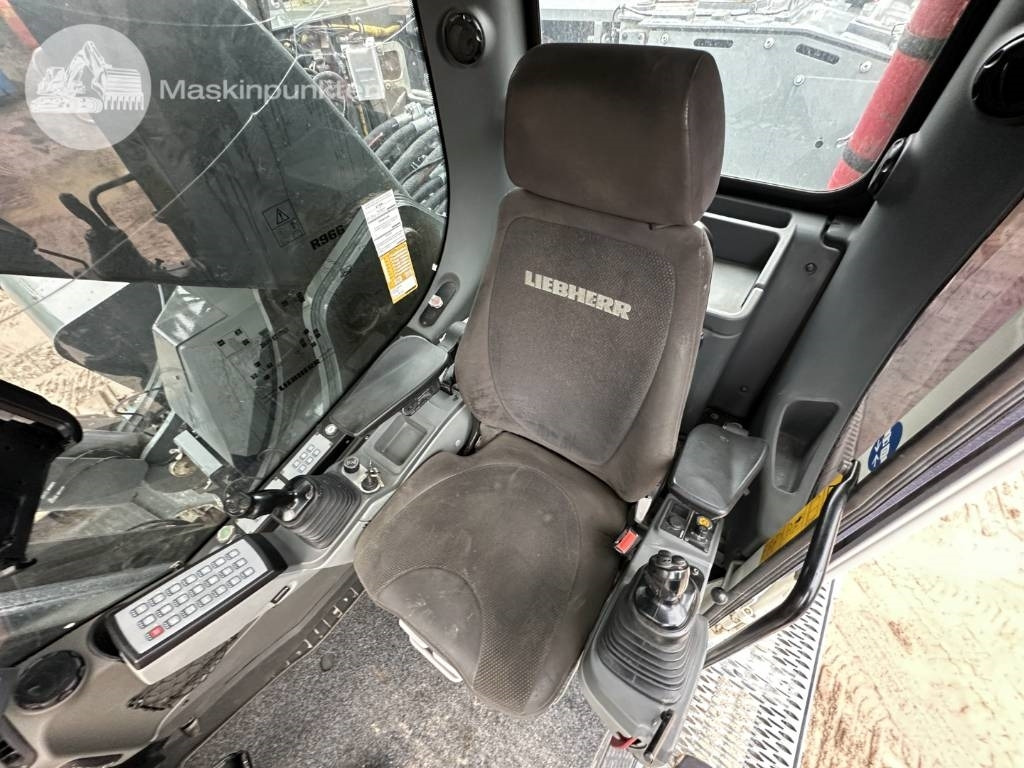 Гусеничный экскаватор Liebherr R 966 HD: фото 14
