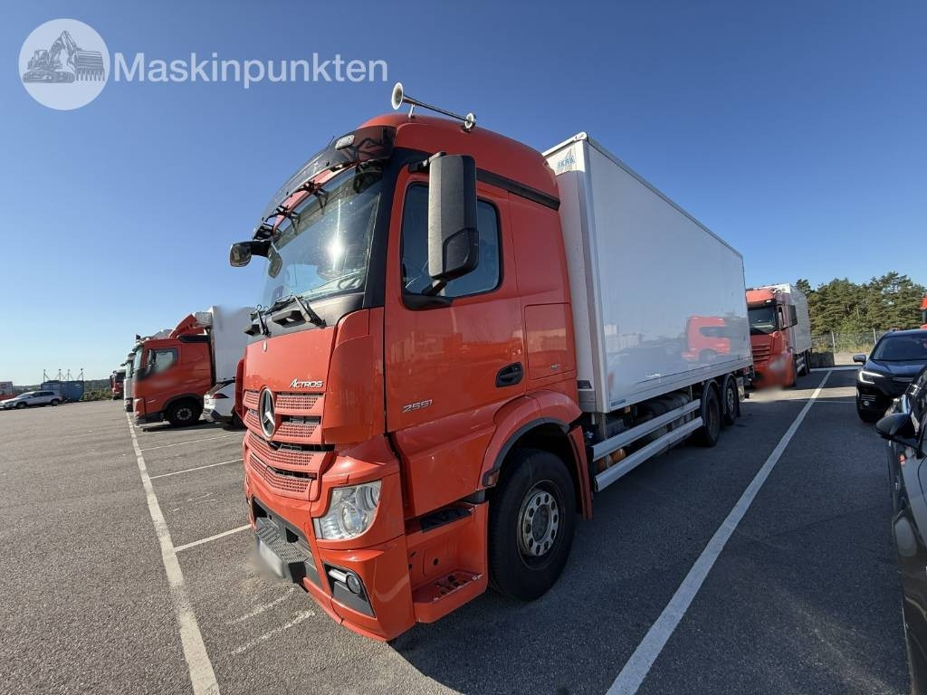 Mercedes-Benz Actros 2551 - Рефрижератор: фото 1 Mercedes-Benz Actros 2551 - Рефрижератор: фото 1
