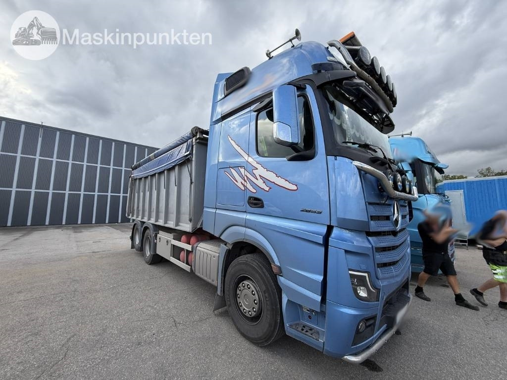Mercedes-Benz Actros 2853 L - Самосвал: фото 3 Mercedes-Benz Actros 2853 L - Самосвал: фото 3