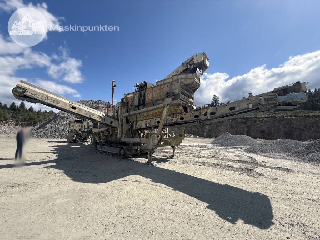 Metso LT 1100 + Bandmatare - Мобильная дробилка: фото 2 Metso LT 1100 + Bandmatare - Мобильная дробилка: фото 2