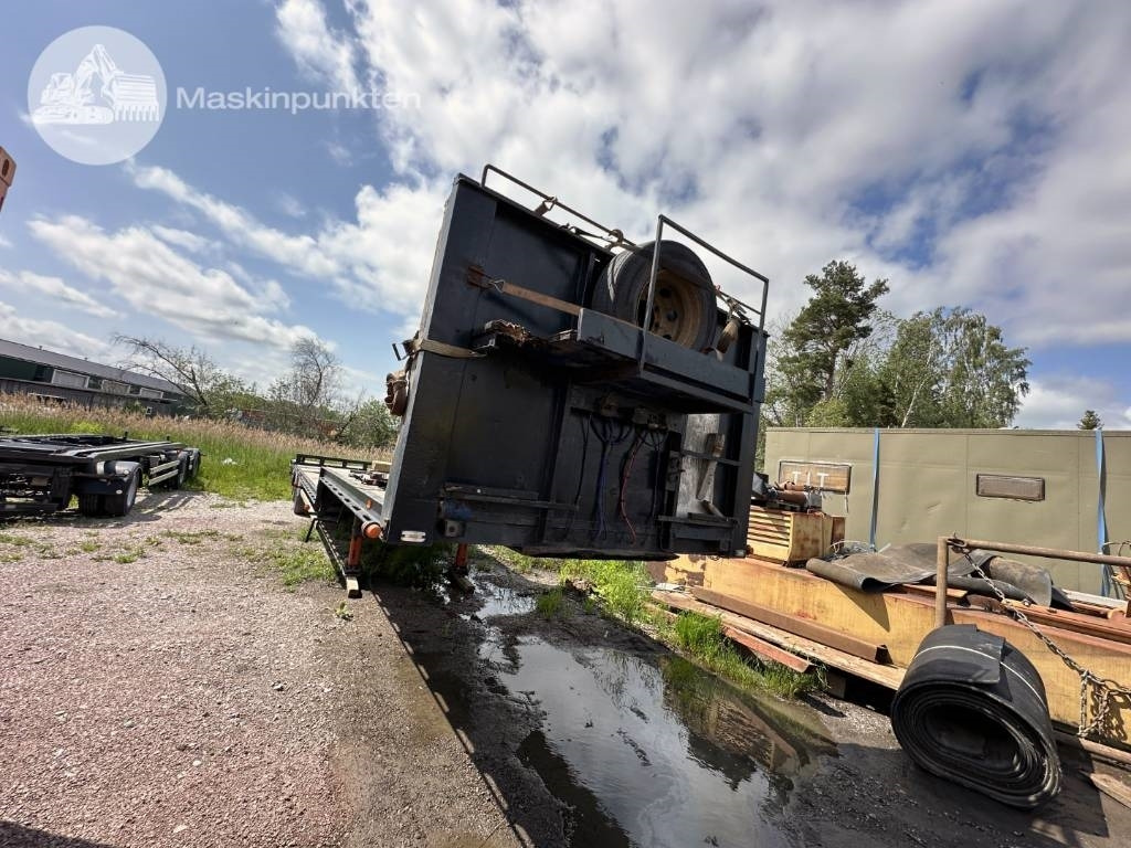 Renders RZOC 16.30 JUMBO - Полуприцеп бортовой/ Платформа: фото 4 Renders RZOC 16.30 JUMBO - Полуприцеп бортовой/ Платформа: фото 4