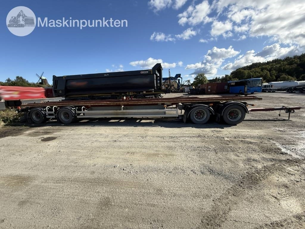 SLP SLP-4-12500-VS - Прицеп мультилифт/ Бункеровоз: фото 4 SLP SLP-4-12500-VS - Прицеп мультилифт/ Бункеровоз: фото 4