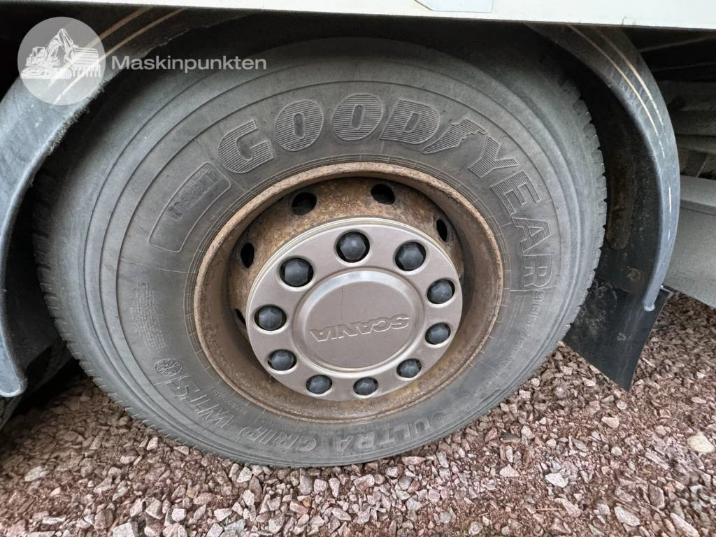 Грузовик с закрытым кузовом Scania R 114: фото 14