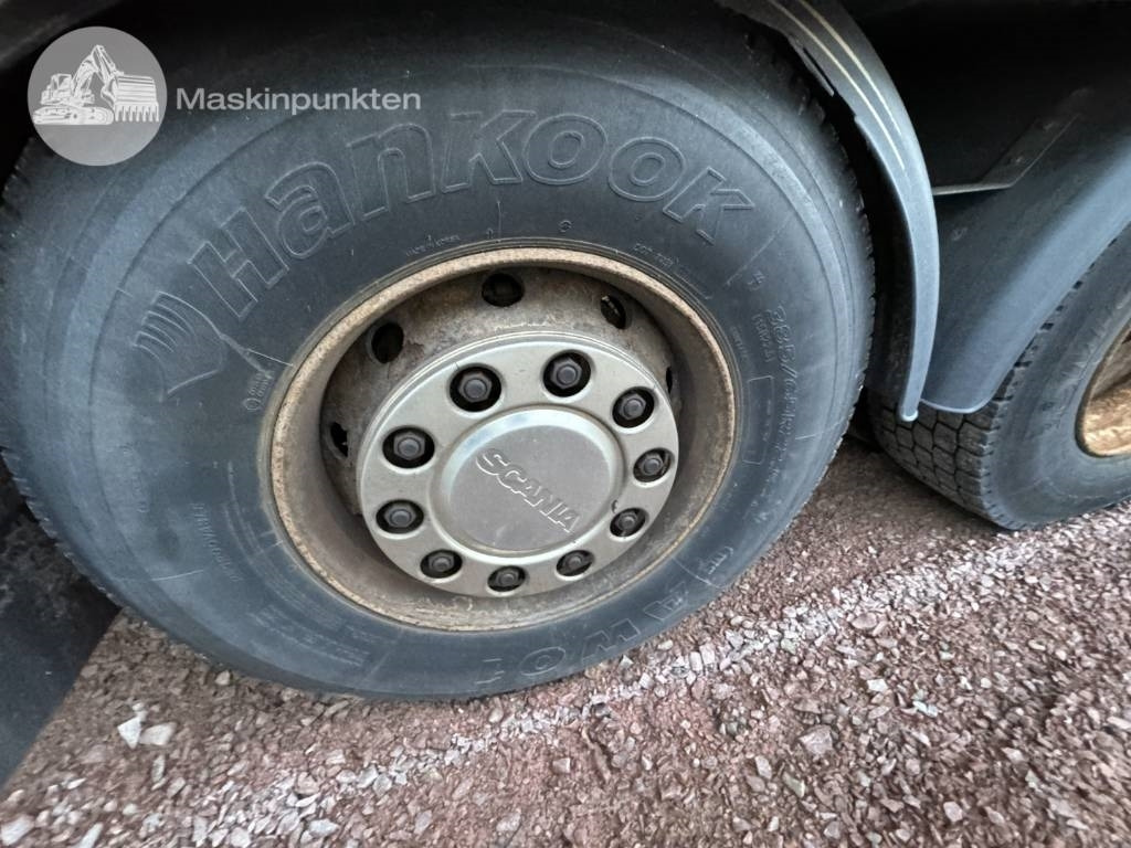Грузовик с закрытым кузовом Scania R 114: фото 22